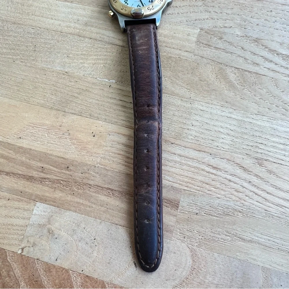 Vintage 90s Guess ladies two-tone brown leather watch NEW BATTERY